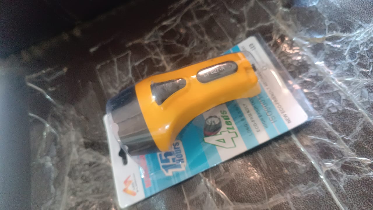 Rechargeable LED Torch Flashlight – High-Power Handheld Emergency Light with Built-in Plug Rechargeable LED Torch Flashlight – High-Power Handheld Emergency Light with Built-in Plug